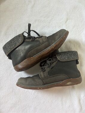 Chaco Barbary Hiking Boots
